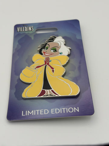 WDI MOG Chibi Villains Cruella LE Pin