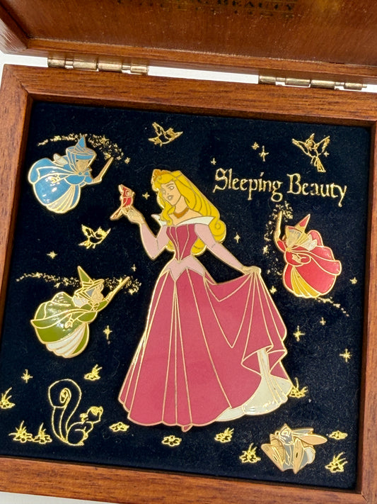 Disney Sleeping Beauty Collection 5-Pin Box Set Aurora & Fairies LE 1500