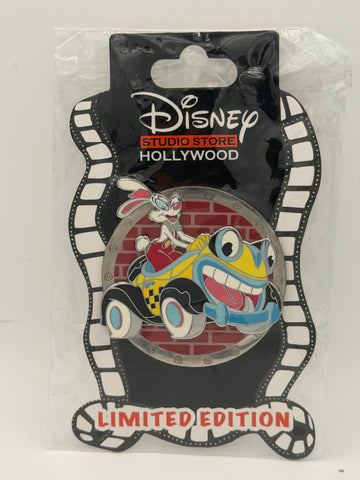 Disney Studio Store Hollywood DSSH On the Go Series Roger Rabbit LE Pin